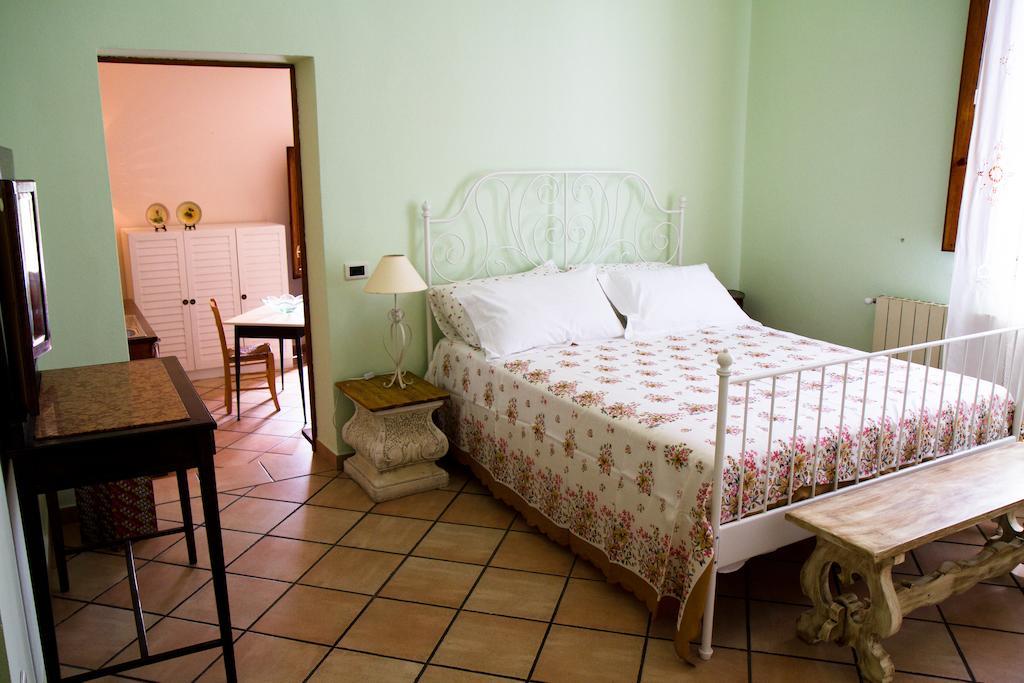 B&B Il Ramaiolo Santa Maria a Monte Værelse billede